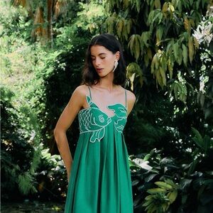 NWT VIRAL Farm Rio Green Koi Fish Dress 
Size Large!